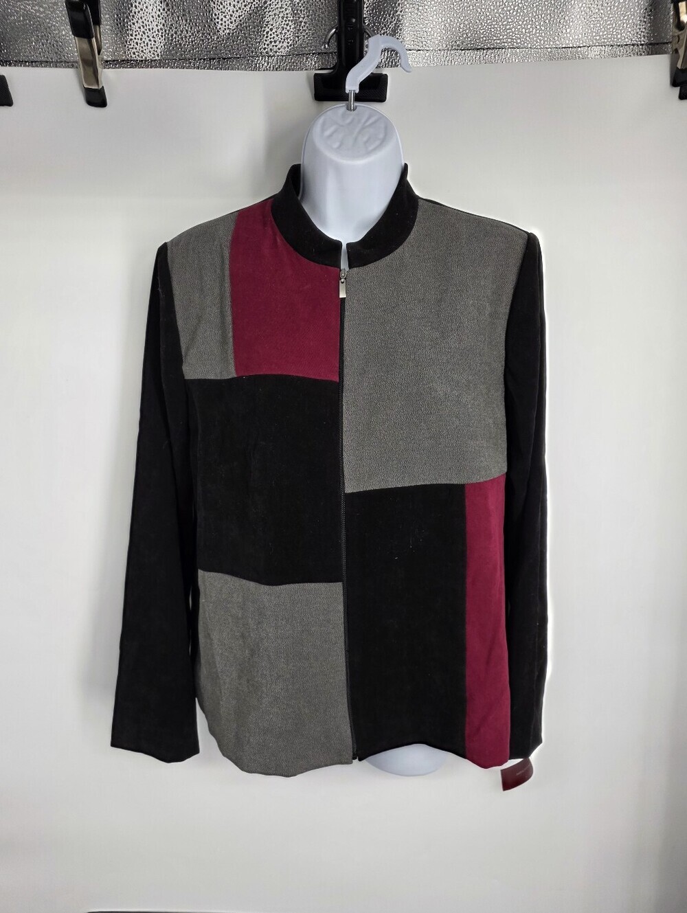 JM Collection Colorblock Full Zip Jacket Size 10 Grey Black Burgundy